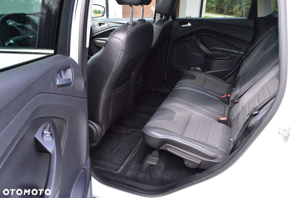 Ford Kuga 2.0 TDCi Titanium MPS6 - 26