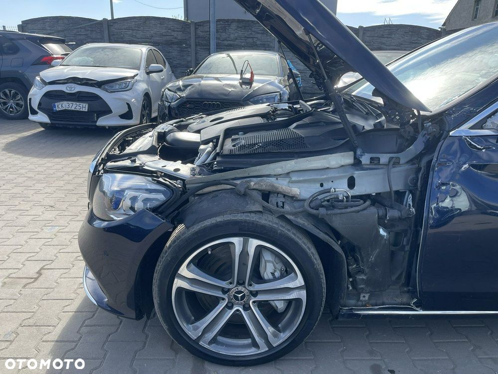 Mercedes-Benz Klasa C 300 d 4Matic 9G-TRONIC Exclusive - 7