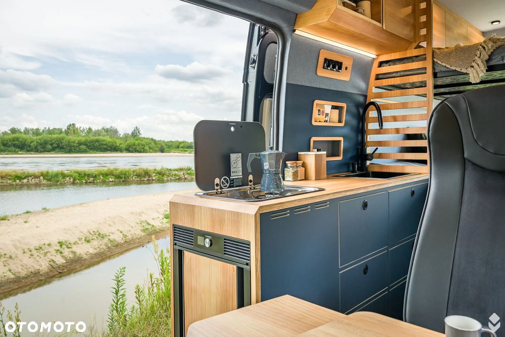 Dodge Ram Promaster - 8