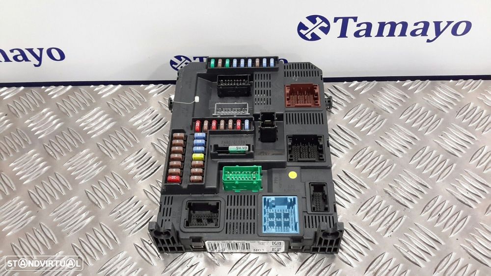 CAIXA RELÉS / FUSÍVEIS PEUGEOT 208 2012 -9678355980 - 2