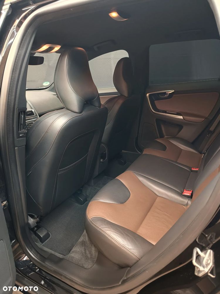 Volvo XC 60 - 16