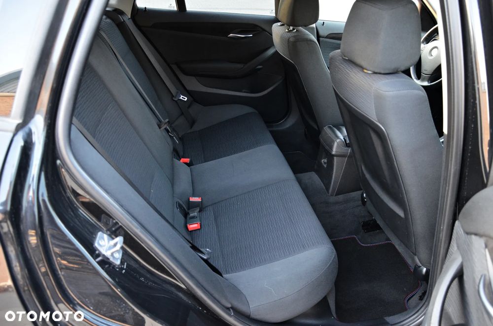 BMW X1 sDrive18d Sport Line - 8