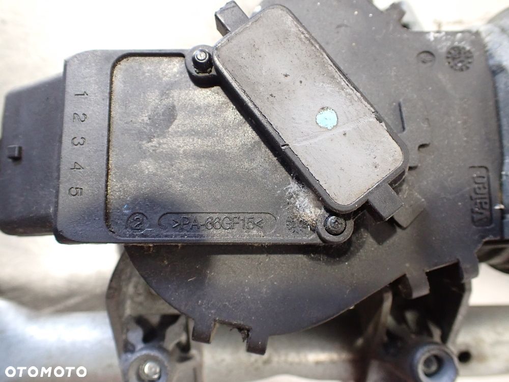 MECHANIZM WYCIERACZEK PRZÓD TOYOTA AYGO I 1.0 - 6