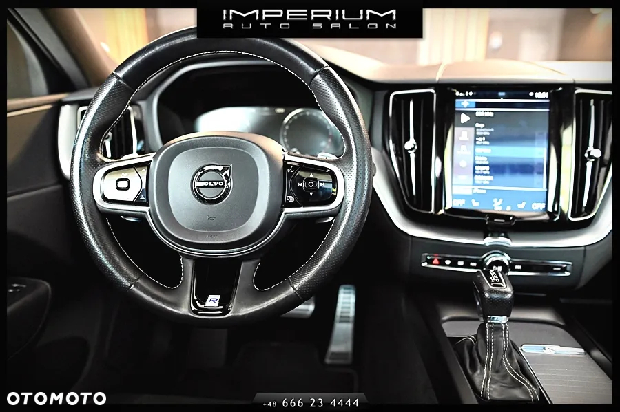 Volvo XC 60 T6 AWD R-Design - 25