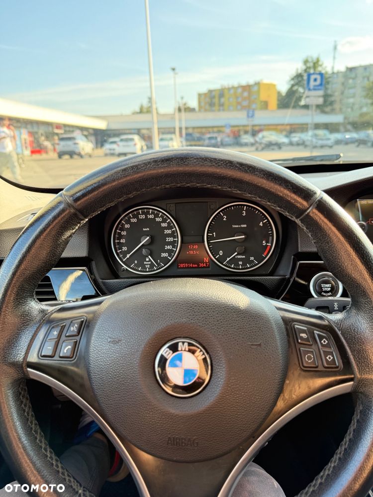 BMW Seria 3 320d DPF - 22