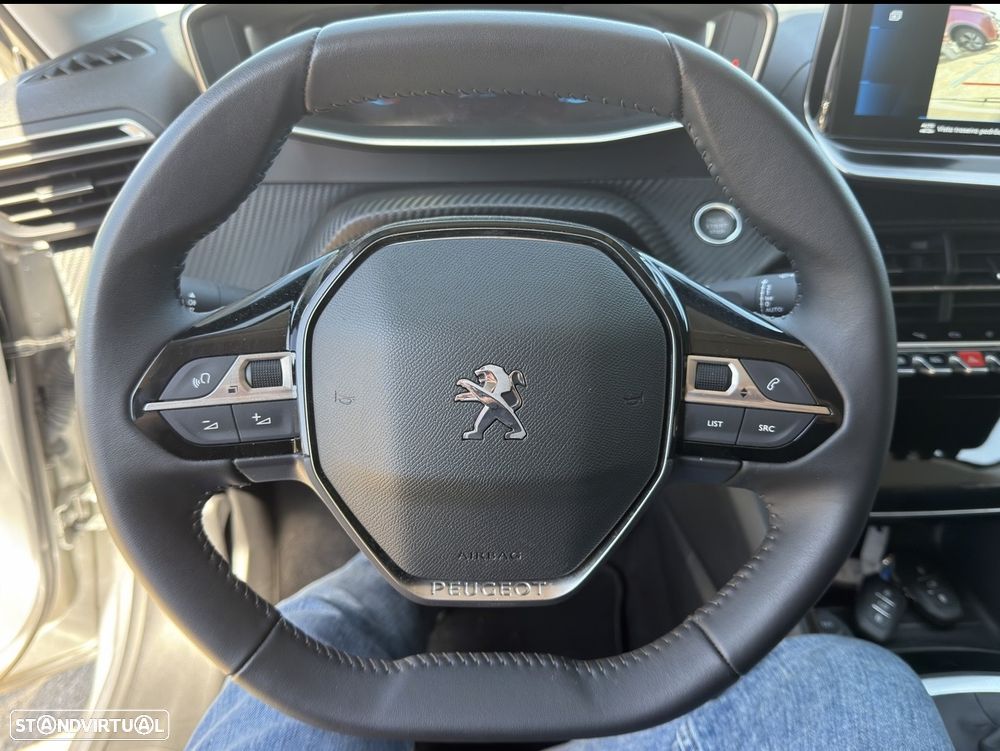 Peugeot 208 PureTech 100 Allure Pack - 12