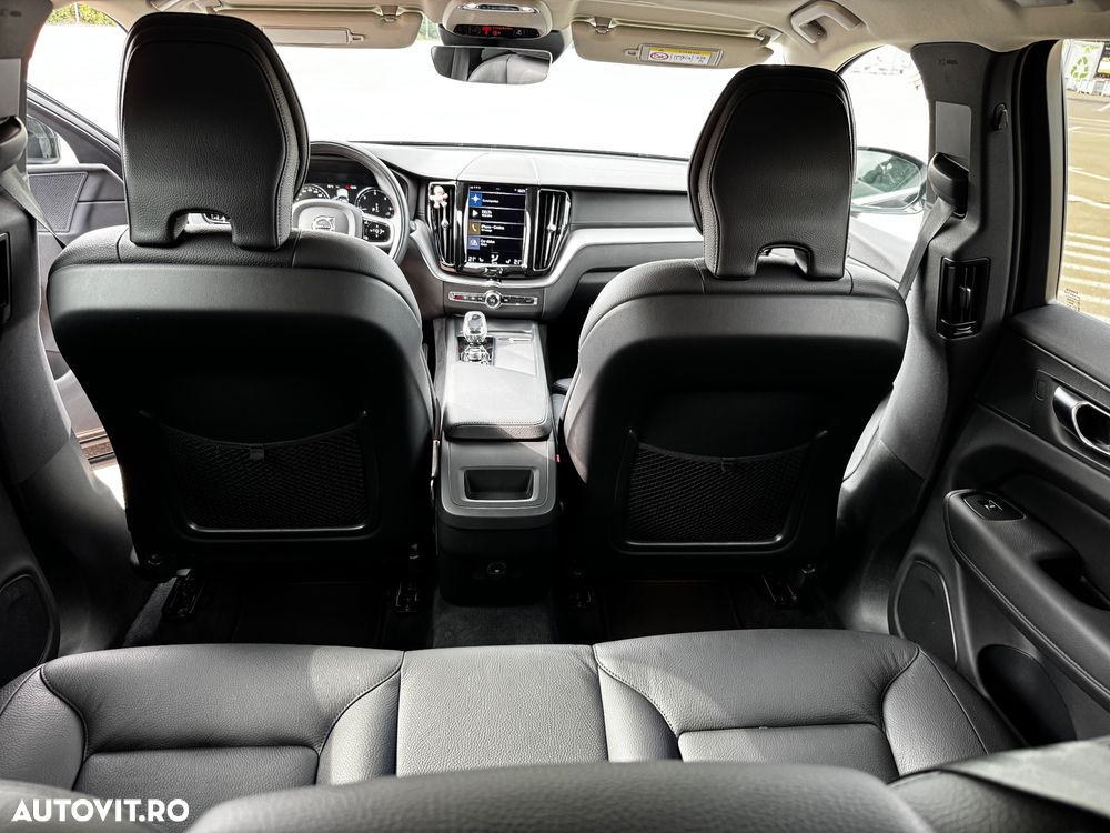 Volvo XC 60 B4 MHEV Inscription - 12