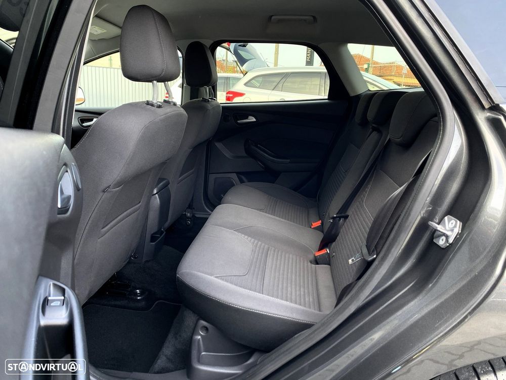 Ford Focus SW 1.5 TDCi Titanium - 31