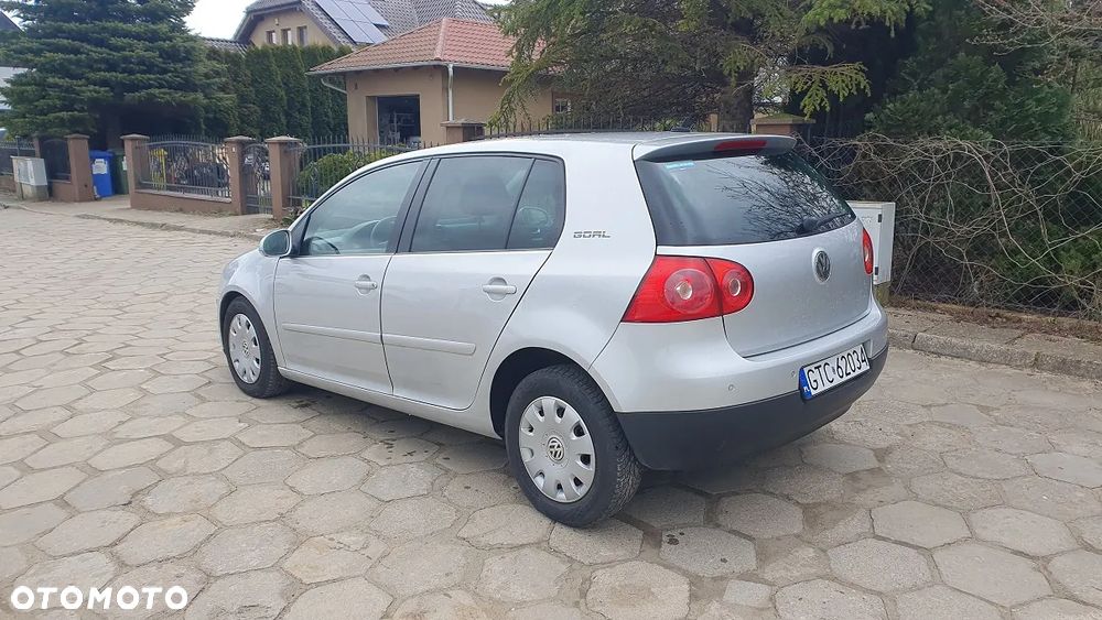 Volkswagen Golf 1.9 TDI DPF Goal - 2