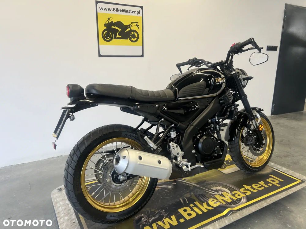 Yamaha XSR - 5