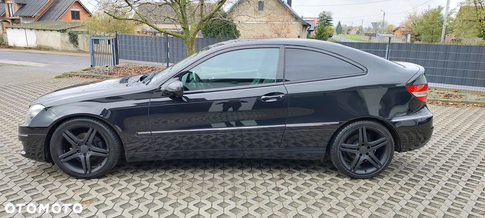 Mercedes-Benz CLC - 24