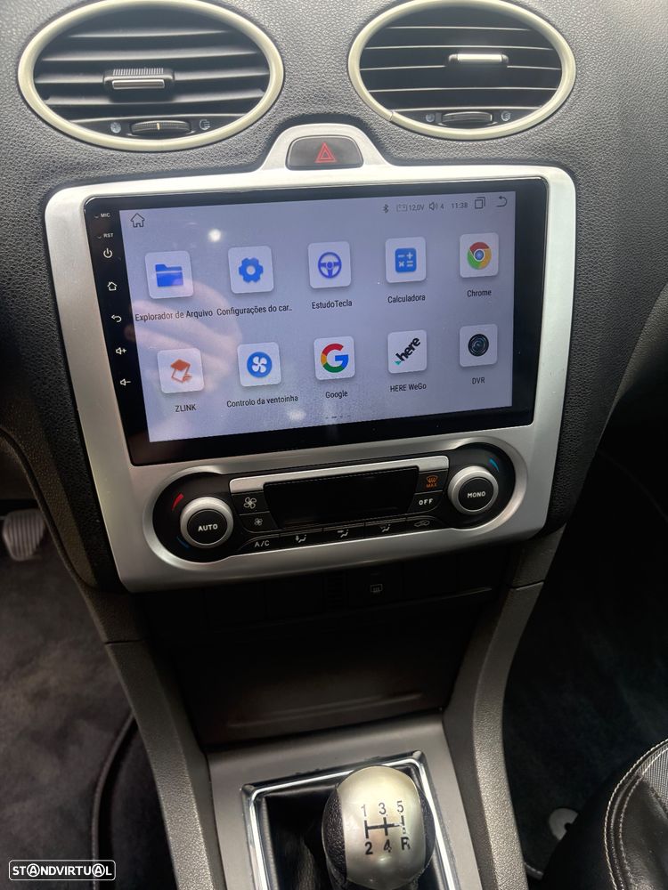 Ford Focus SW 1.6 TDCi Titanium - 11