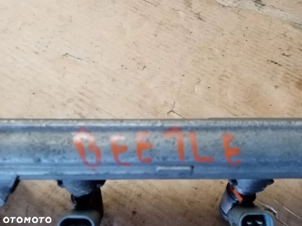 Listwa wtryskowa wtryski VW New Beetle 1.4 16V 036133319AA - 8