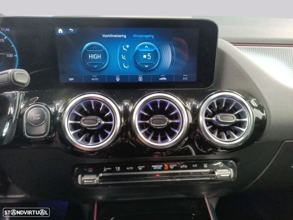 Mercedes-Benz EQA - 7