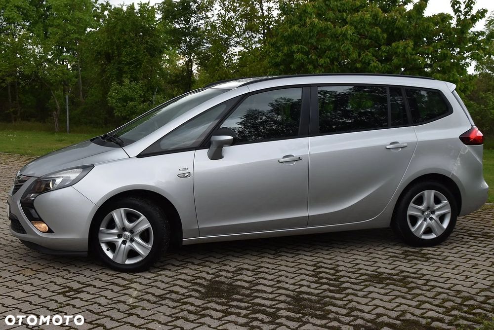 Opel Zafira - 4