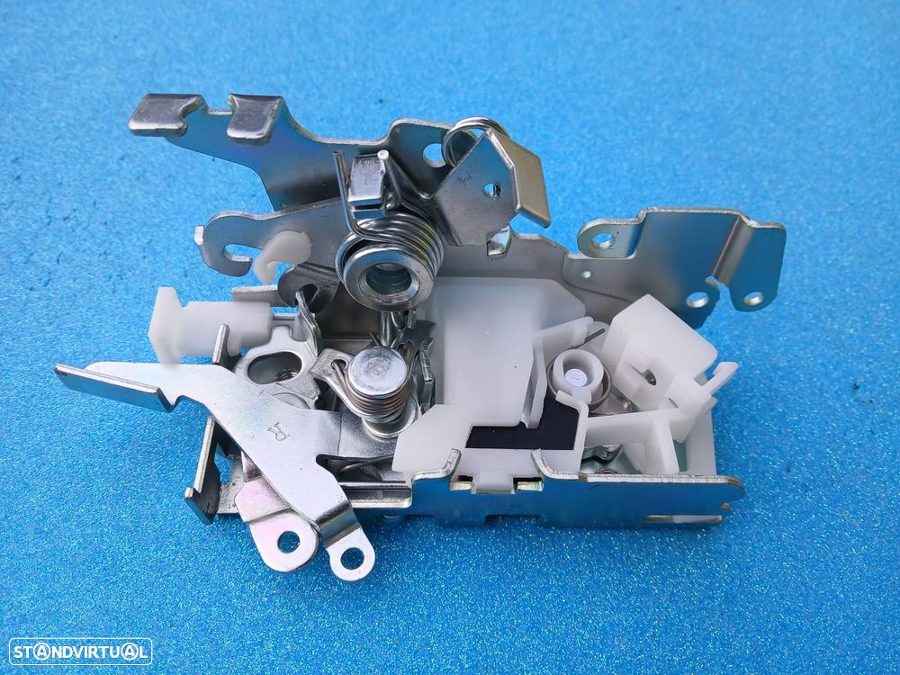 Fecho fechadura porta trás Mercedes Sprinter e Vw LT Nova - 4