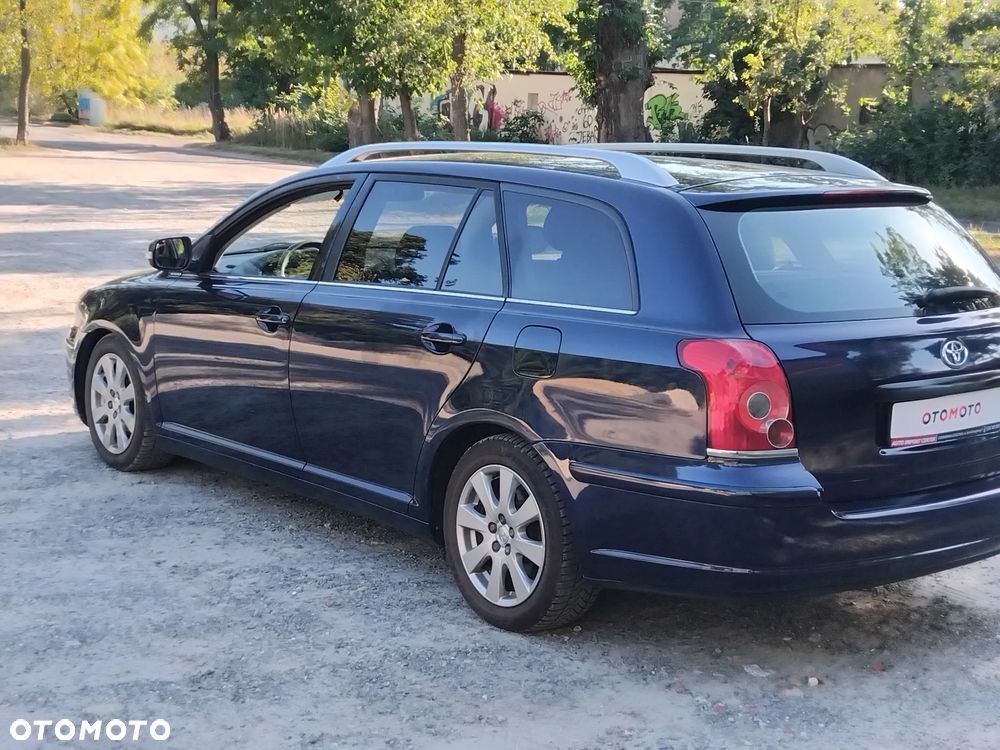 Toyota Avensis 2.0 VVT-i Combi Edition - 28