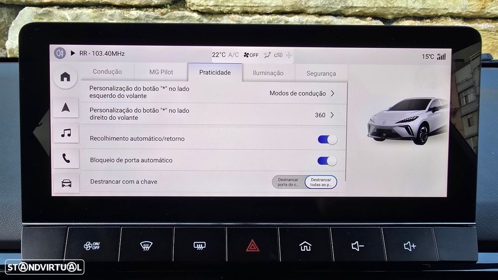 MG MG4 64 kWh Luxury - 38