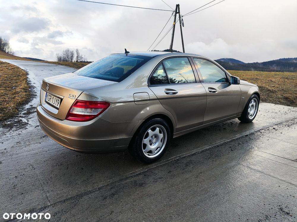 Mercedes-Benz Klasa C 200 CDI DPF Classic - 8