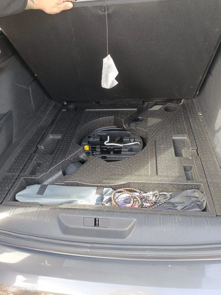 Peugeot 308 SW - 10