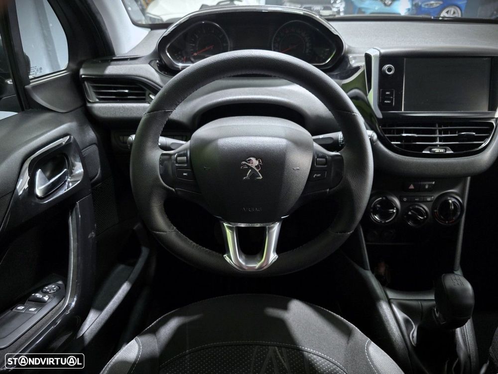 Peugeot 208 1.2 PureTech Active - 17