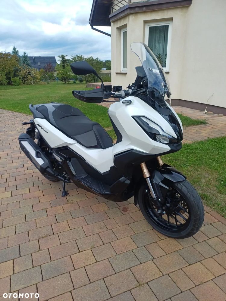 Honda ADV350 - 1