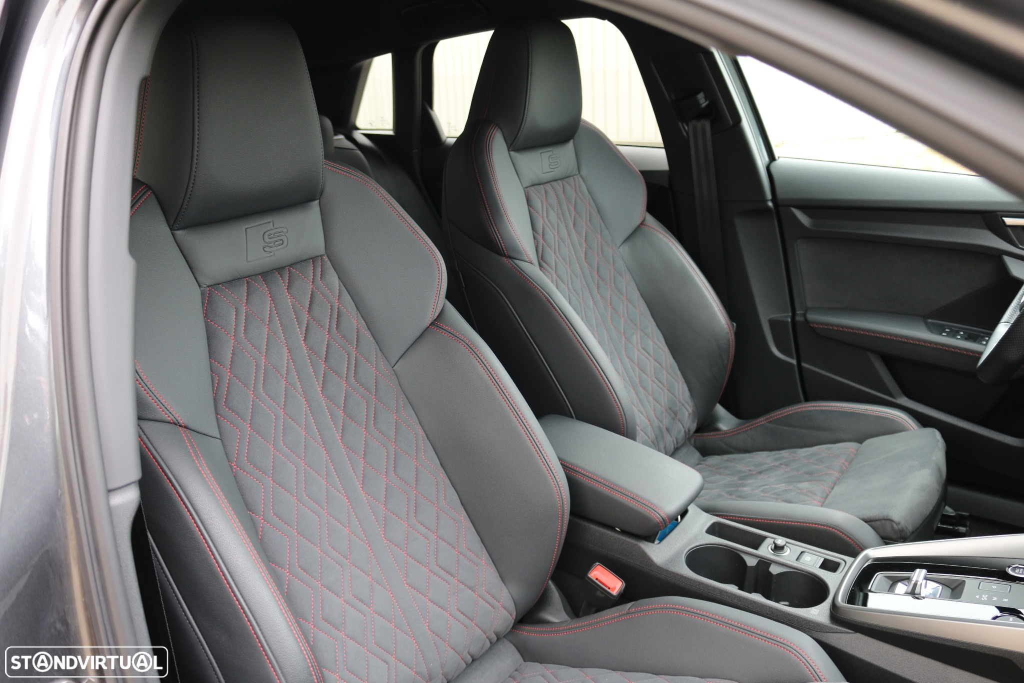 Audi A3 Sportback 45 TFSIe S line - 32
