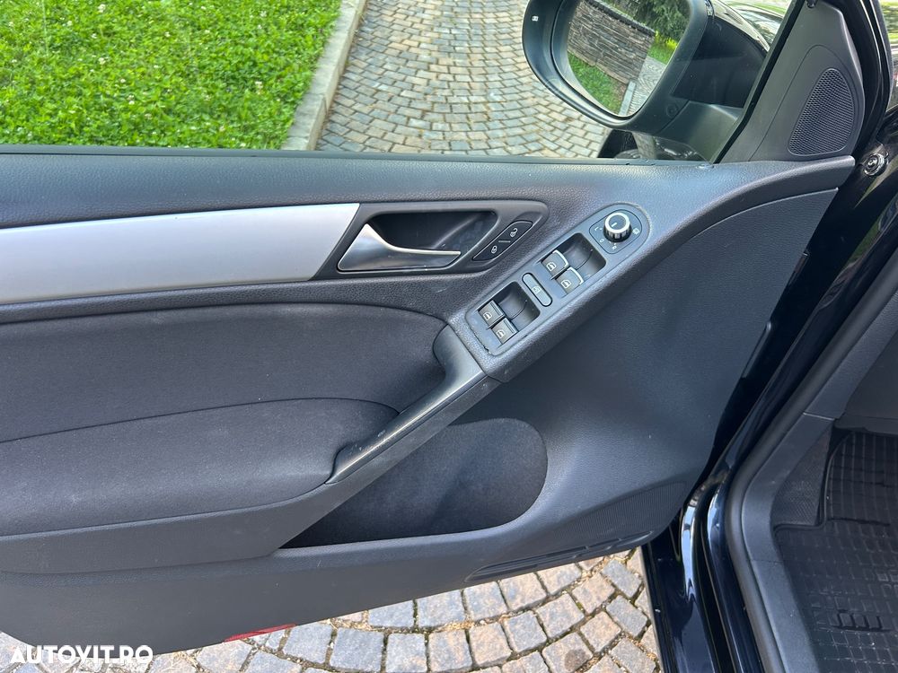Volkswagen Golf - 20