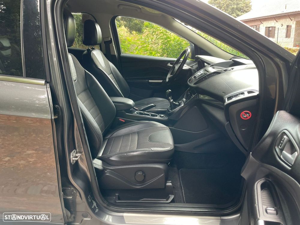 Ford Kuga 2.0 TDCi Titanium - 18
