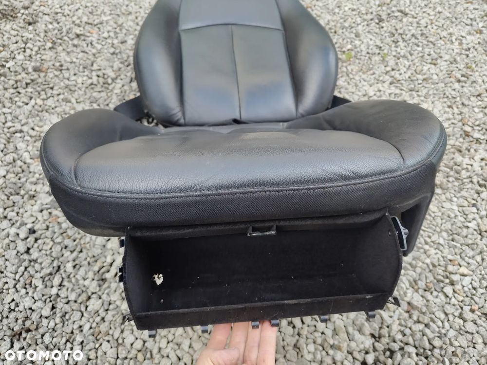 MERCEDES W211 Lift FOTEL Lewy Czarny Pełna Skóra - 13