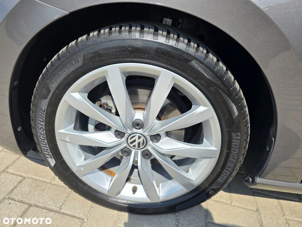 Volkswagen Golf Sportsvan - 17