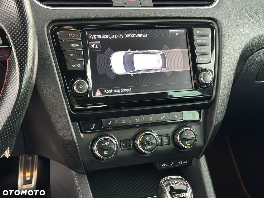 Skoda Octavia 2.0 TDI DSG RS - 24