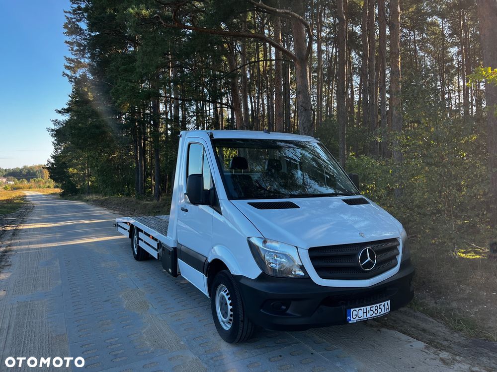 Mercedes-Benz Sprinter - 1