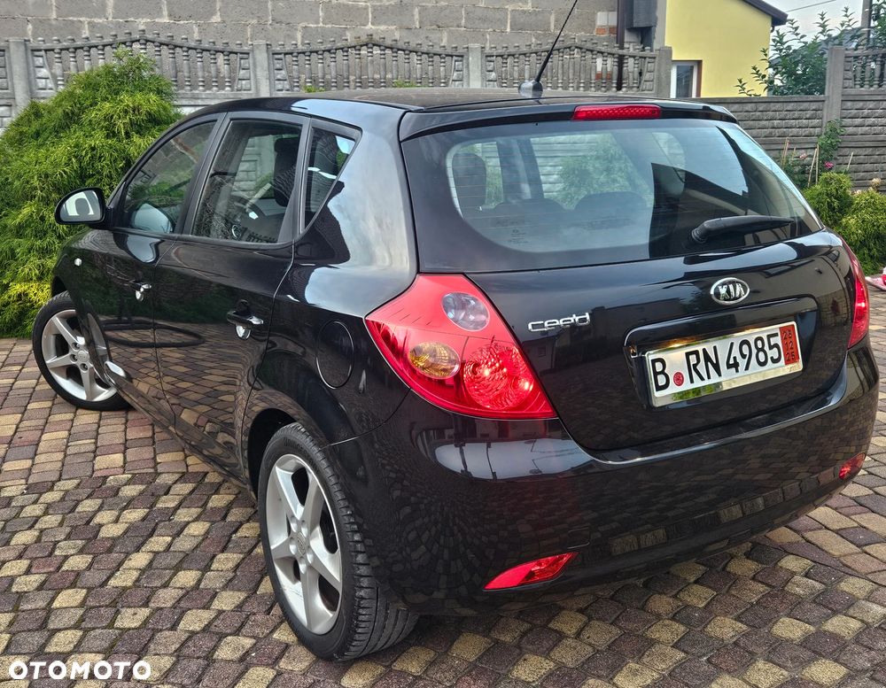 Kia Ceed Cee'd 2.0 Optimum + - 19