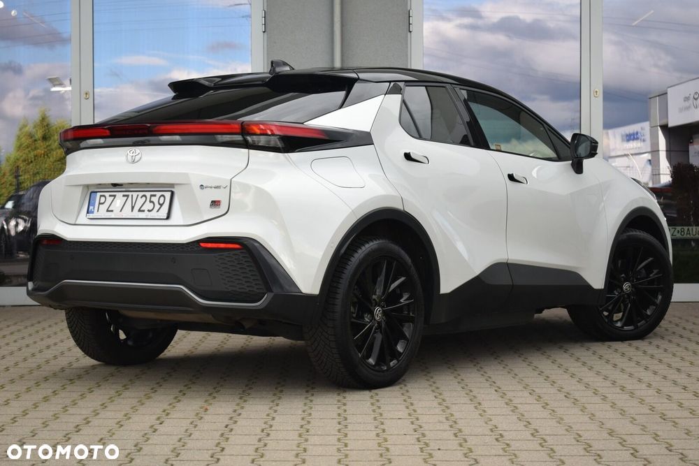 Toyota C-HR 2025