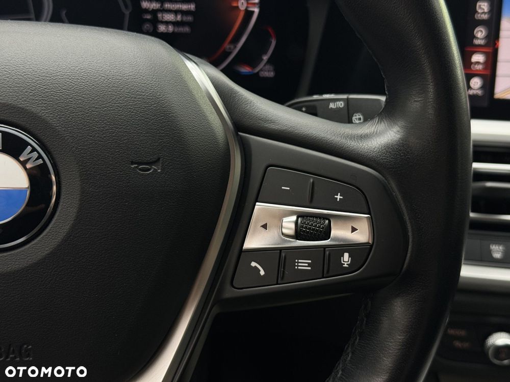 BMW Seria 3 318d - 27