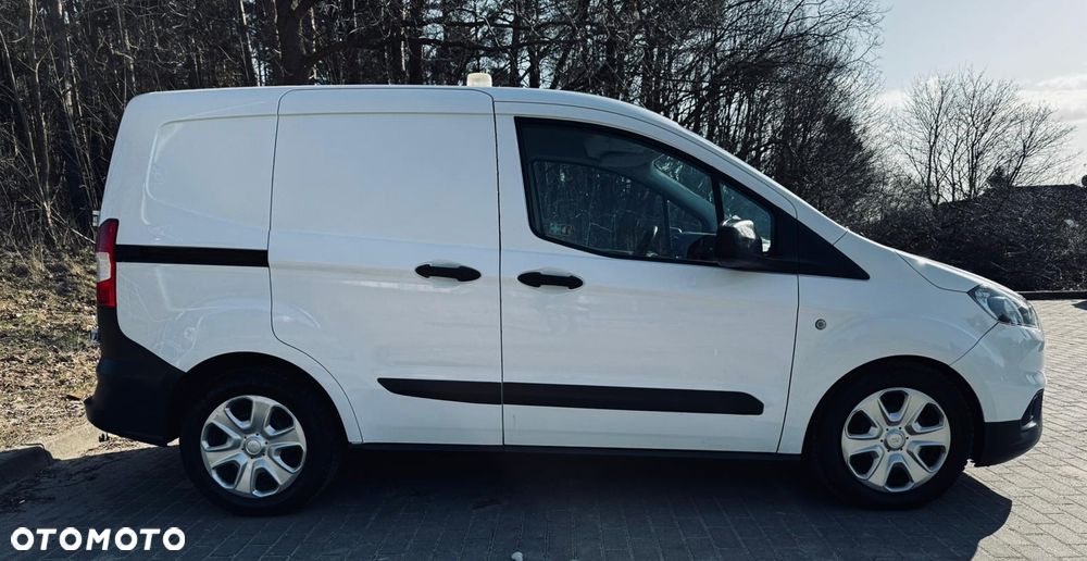 Ford Courier - 6