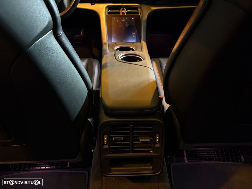 Porsche Taycan Bateria Performance Plus - 31