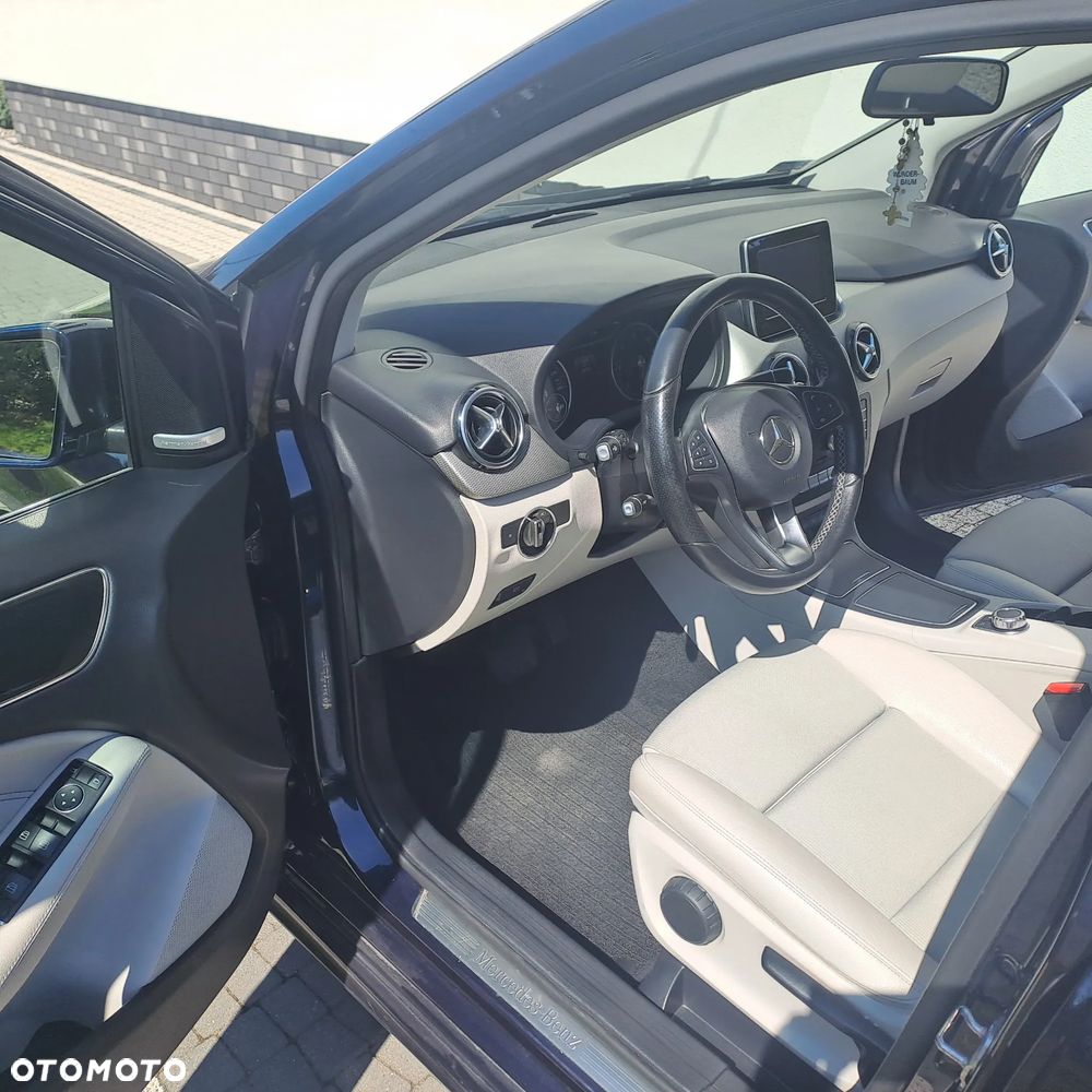 Mercedes-Benz Klasa B 180 (CDI) d 7G-DCT - 20