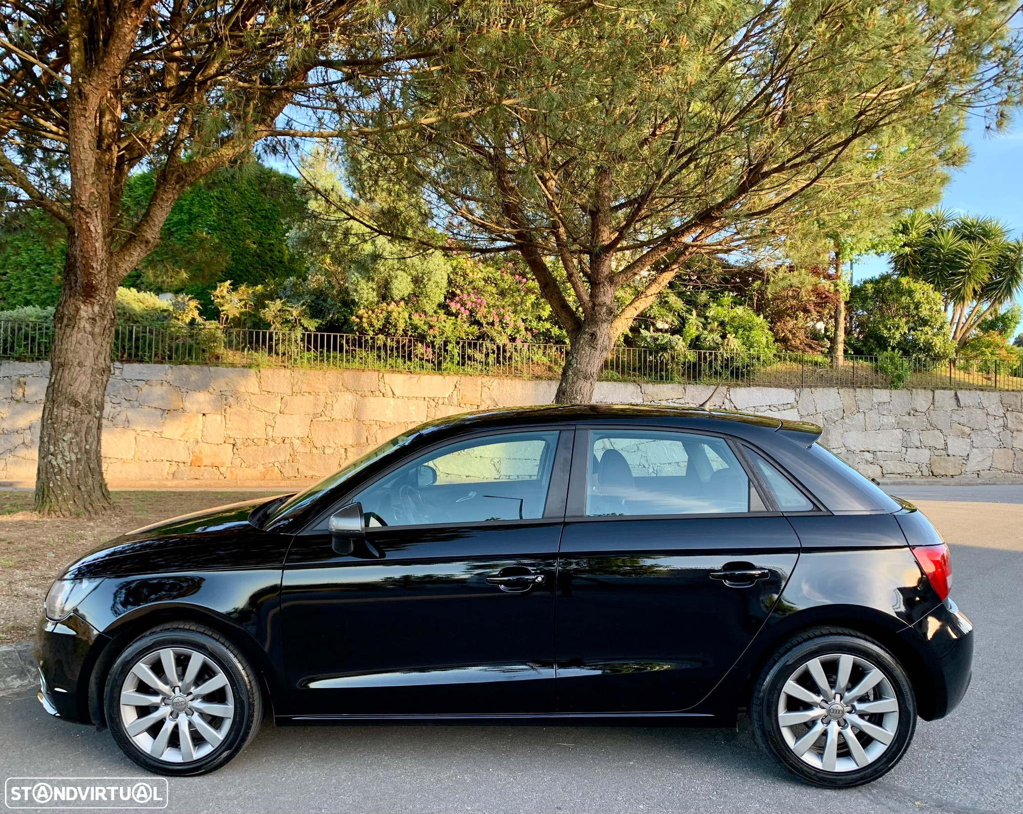 Audi A1 Sportback 1.6 TDI Admired - 7