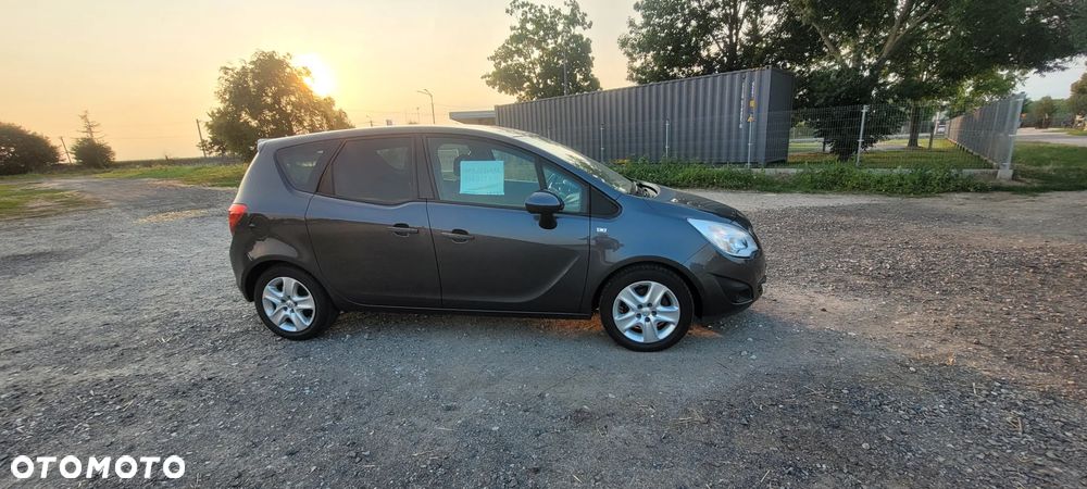 Opel Meriva 1.4 Cosmo - 4