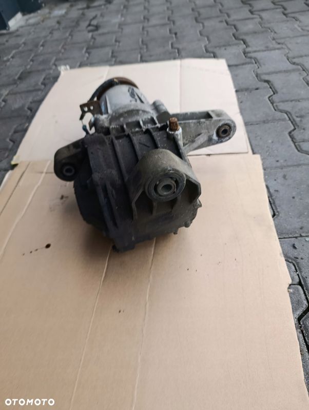 FIAT FREEMONT 2.0 JTD MOST DYFER DYFERENCJAŁ TYŁ TYLNY 05146768AB - 6