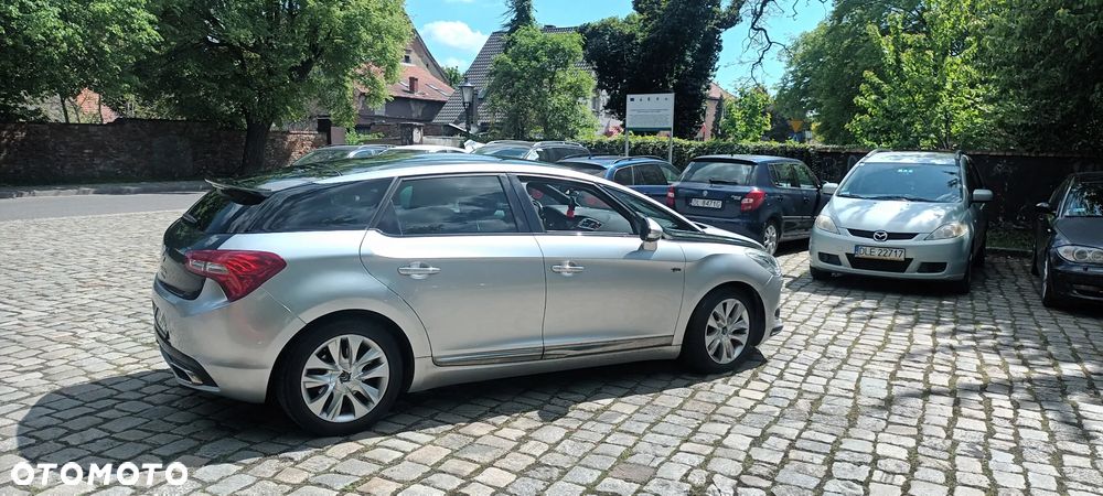 Citroën DS5 ver-2-0-hdi-hybrid4-sportchic-mcp - 4