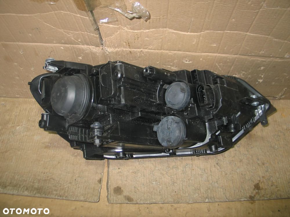 lampa przod vw touran 2 II 15r- 5TB941005C zwykla oryginal europa - 11