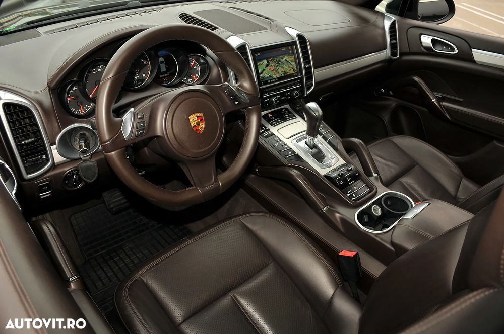 Porsche Cayenne 3.0TD TipTronic - 13