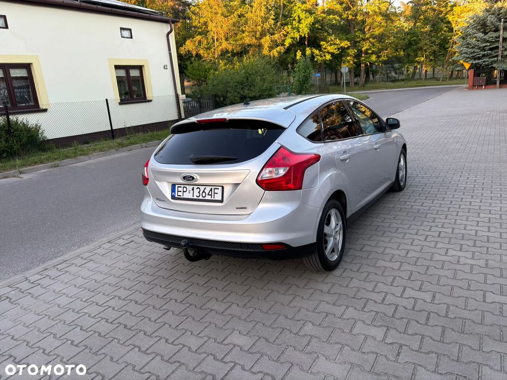 Ford Focus - 24