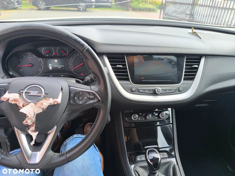 Opel Grandland X - 10
