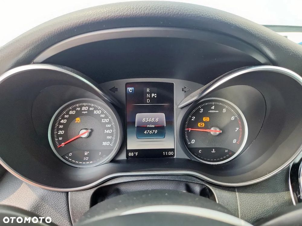 Mercedes-Benz Klasa C 300 9G-TRONIC - 10