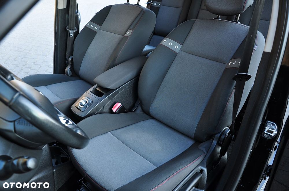 Renault Scenic dCi 110 LIMITED - 28