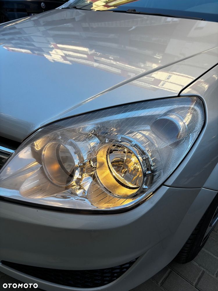 Opel Astra - 16